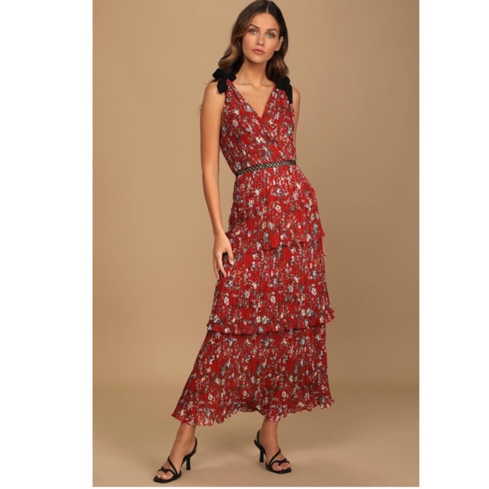 Lulus Such Sophistication Floral Print Pleated Maxi Dress